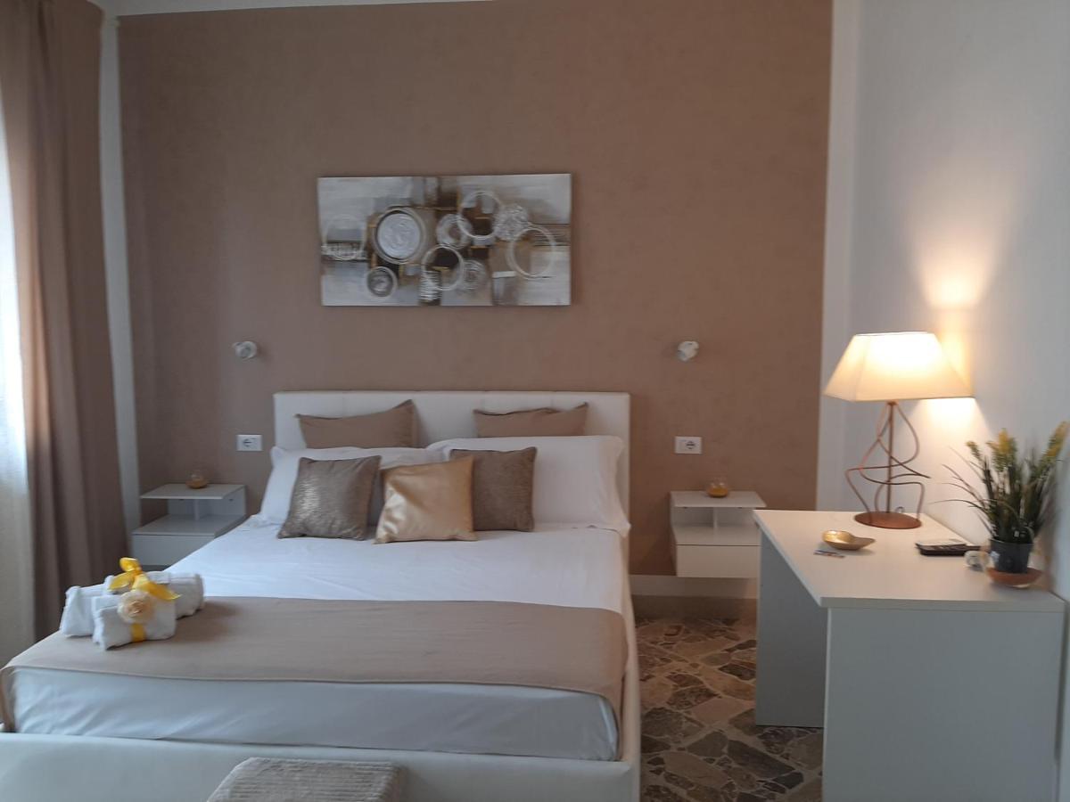 Politeama Center Bed & Breakfast Palermo Exterior photo